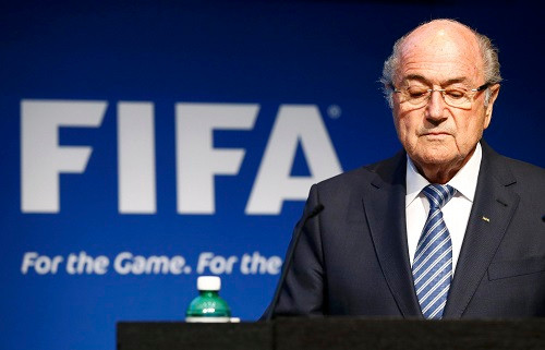 Ông Blatter được tin là đang nằm trong diện điều tra của FBI. Ảnh: Reuters.