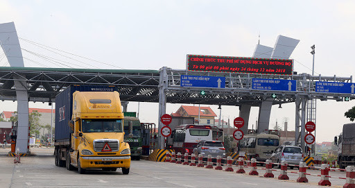 Theo Bộ Công Thương, việc Bộ GTVT giảm phí BOT, bến bãi ... sẽ hỗ trợ rất lớn cho doanh nghiệp xuất khẩu bị ảnh hưởng của dịch covid_19