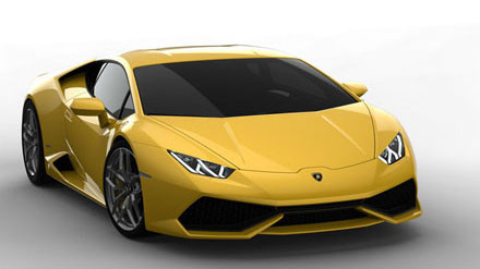 Lamborghini Huracan LP610-4 2015 được trang bị động cơ V10 5,2 lít (động cơ được gắn sau khoang lái), sản sinh công suất 610 mã lực tại 8.250 vòng/phút, momen xoắn cực đại 560 tại 6.500 vòng/phút. 