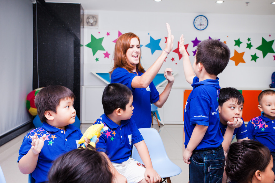 Học tiếng Anh qua môn học để dẫn đầu lớp 