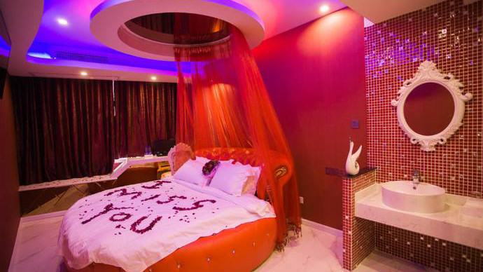 Khách sạn chủ đề tình yêu rất hút khách dịp Valentine ở Trung Quốc