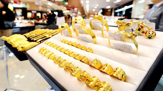 Giá vàng ổn định, nhà đầu tư 'nín thở' chờ cơ hội