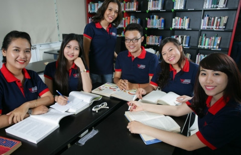 Các sinh viên của trường cao đẳng Việt Mỹ