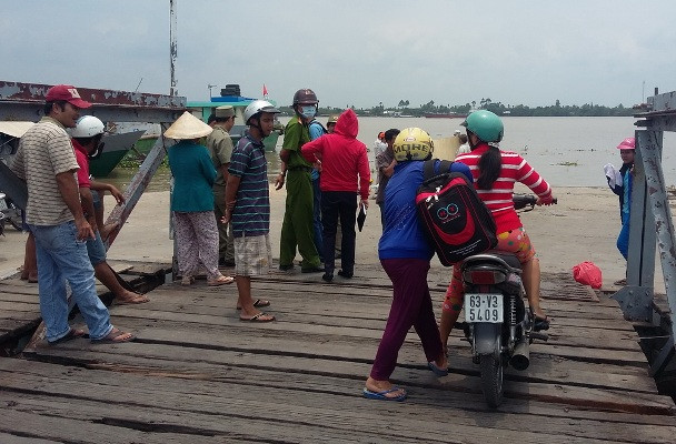 Khám nghiệm tử thi nạn nhân