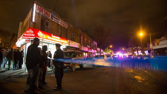 Cảnh sát có mặt tại hiện trường. Ảnh: Press TV