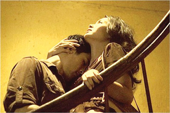 Cảnh trong phim Chơi Vơi