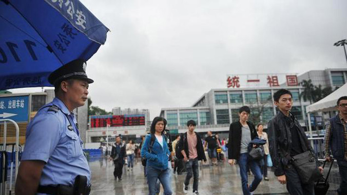 Hình ảnh bên ngoài nhà ga ở Quảng Châu. Ảnh: Dailymail