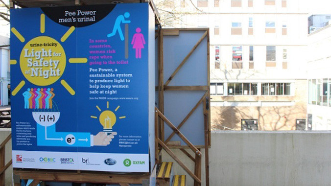 Độc đáo nhà vệ sinh tạo điện năng