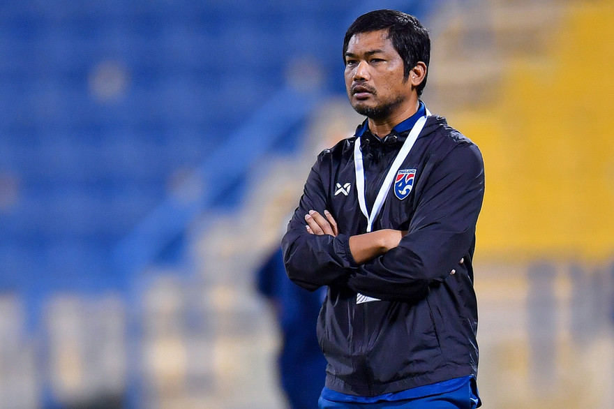 Ông Sritaro sẽ tung đội hình mạnh nhất trước U22 Việt Nam?