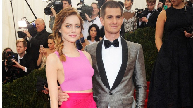 Những cặp đôi “trai tài, gái sắc”