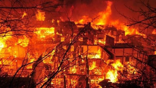 Toàn cảnh vụ hỏa hoạn ở thị trấn cổ