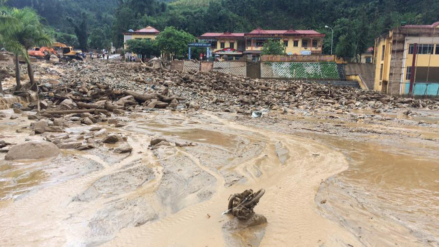 Thủ tướng yêu cầu các địa phương sơ tán dân khỏi vùng nguy hiểm, có giải pháp đảm bảo an toàn tính mạng và tài sản của người dân.