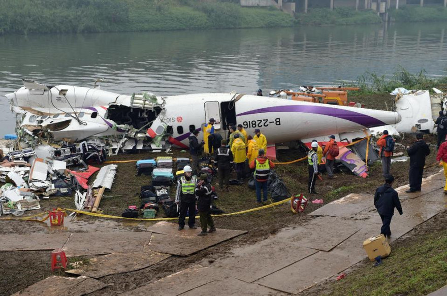 TransAsia hủy 90 chuyến bay trong ngày để đào tạo lại phi công