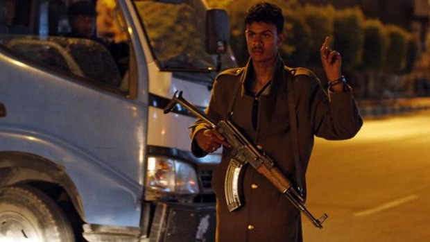 Cảnh sát canh gác nhà tù ở Sanaa