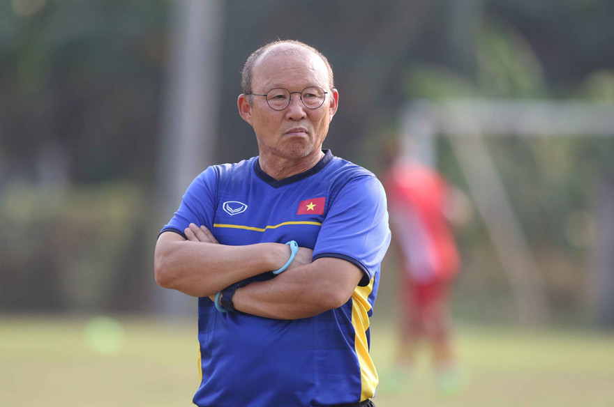 HLV Park Hang Seo sẽ tung "bài" gì khi Olympic Việt Nam gặp Nhật Bản? Ảnh: Hữu Phạm)
