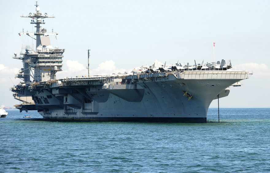Tàu sân bay USS Carl Vinson của Hải quân Mỹ.