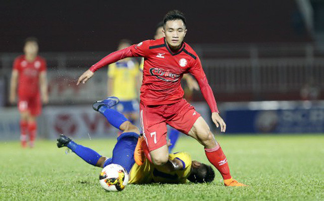 Sầm Ngọc Đức cảnh báo hàng thủ yếu của CLB Hà Nội sẽ là cơ hội để Tp Hồ Chí Minh giành chiến thắng?