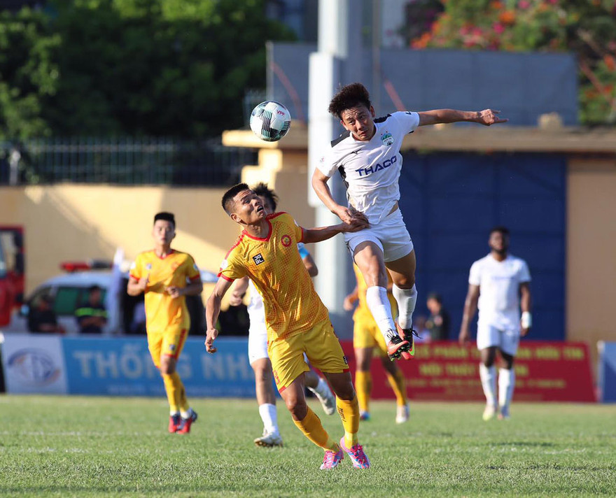 V-League sẽ không bắt các CLB xét nghiệm COVID-19 khi trở lại ngày 26/9 tới.