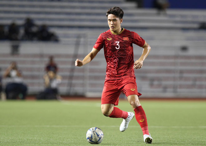 Tấn Sinh cần thi đấu tỉnh táo hơn để tránh gây bất lợi cho đội nhà.