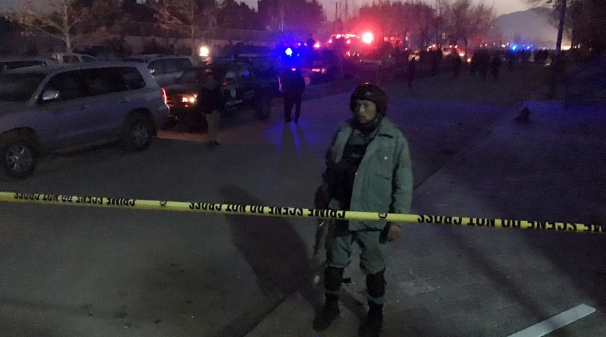 Cảnh sát Afghanistan phong toả hiện trường vụ đánh bom