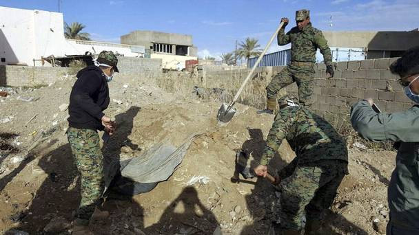 Lực lượng an ninh Iraq tại hiện trường vụ việc