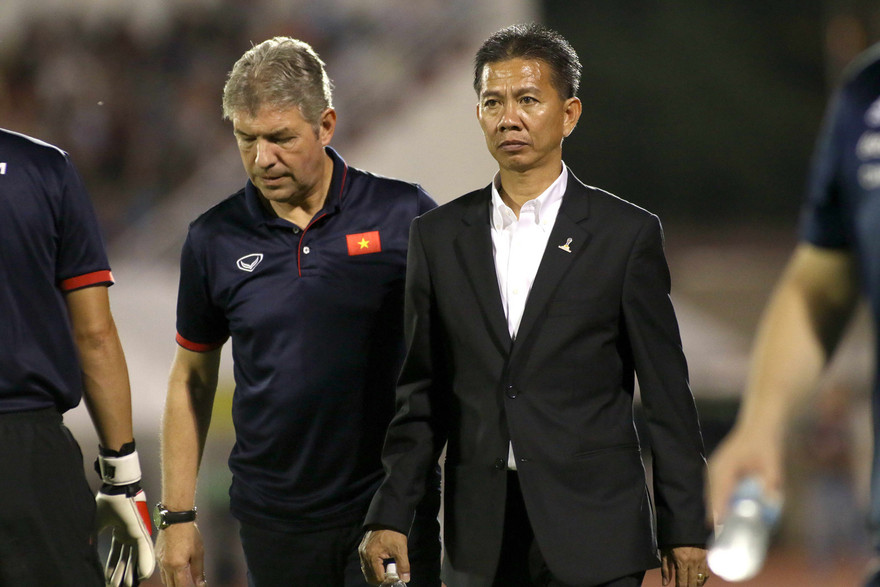 HLV Hoàng Anh Tuấn và chuyên gia Jurgen Gede là cặp bài trùng ở các đội trẻ Việt Nam.