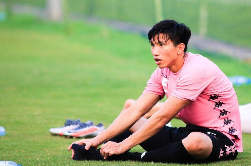 Văn Hậu chưa lấy lại được thể lực, phong độ tốt nhất sau chấn thương. (ảnh Anh Đào)