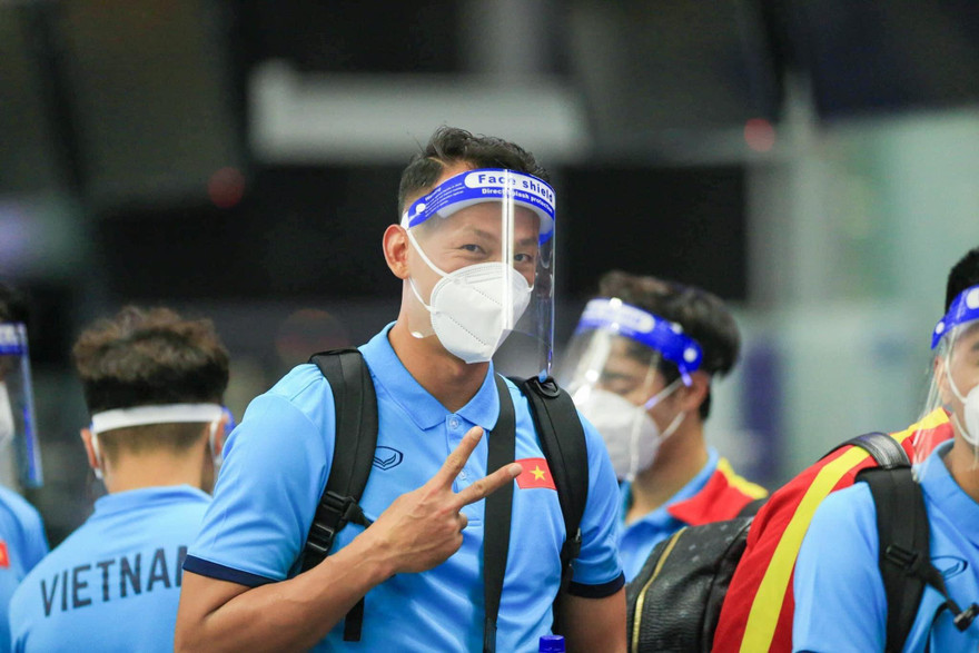 Đội tuyển Việt Nam đã quen với các biện pháp phòng chống dịch COVID-19. (ảnh Hữu Phạm)