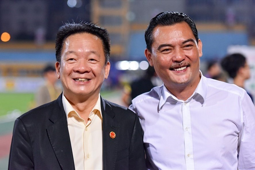 Ông Nguyễn Quốc Hội (phải) và bầu Hiển.