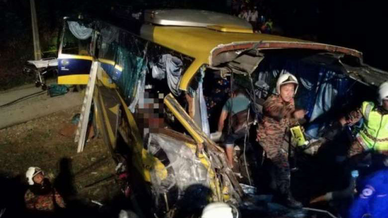 Hiện trường vụ tai nạn kinh hoàng