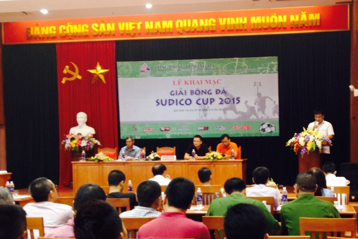 Dàn sao V-League 'đổ bộ' giải bóng đá phủi