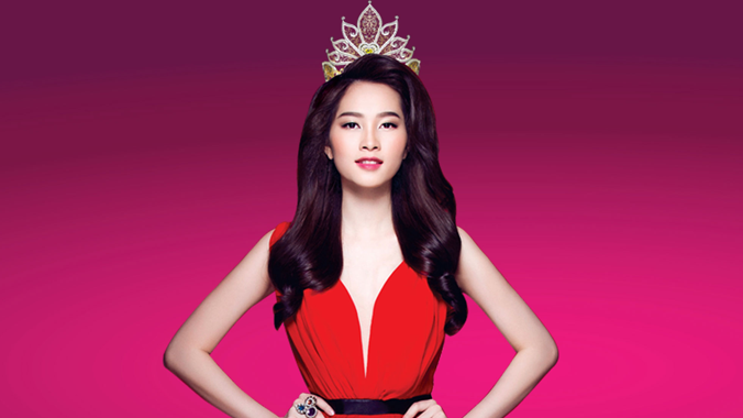 Hoa khôi ĐBSCL 2012 Đặng Thu Thảo đăng quang Hoa hậu Việt Nam cùng năm.