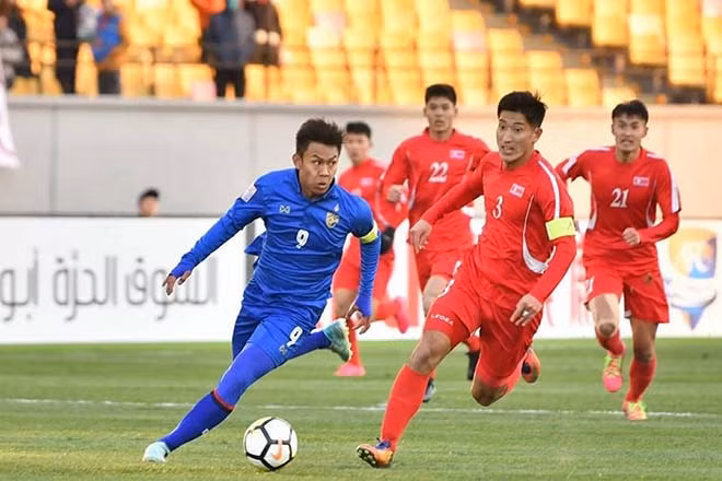 U23 Thái Lan có thể bị loại khỏi VCK U23 châu Á 2018 sớm 1 lượt trận nếu thua Nhật Bản vào chiều nay.