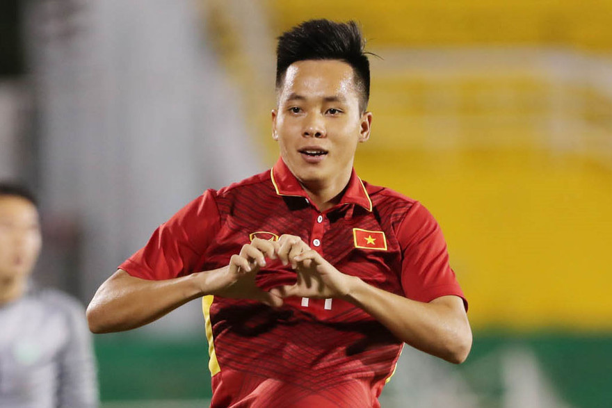 Tiền đạo Thanh Bình bị loại vào phút cuối