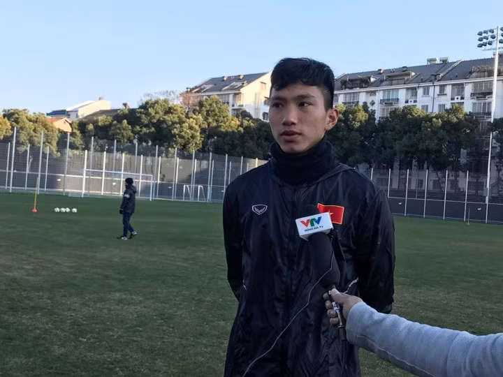 Đoàn Văn Hậu trả lời phỏng vấn