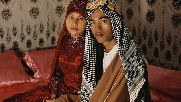 Iran đang đối mặt với một cuộc khủng hoảng gia đình do ngày càng nhiều người sống độc thân