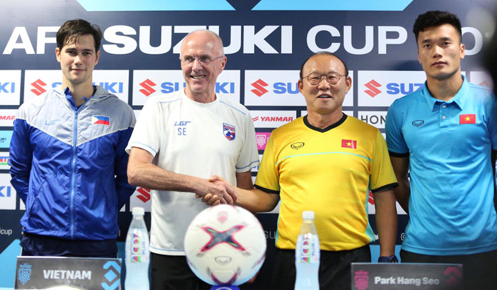 Cả HLV Park Hang Seo và ông Sven-Goran Eriksson đều nóng lòng chờ cuộc đối đầu chiều tối nay, 2/12 trên sân Panaad giữa Philippines với Việt Nam.