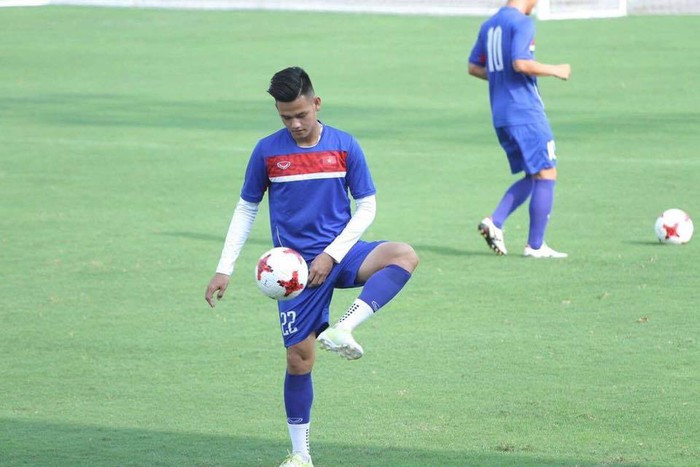 Sự góp mặt của Tấn Tài giúp HLV Park Hang Seo có thêm lựa chọn cho hàng phòng ngự tuyển Việt Nam.