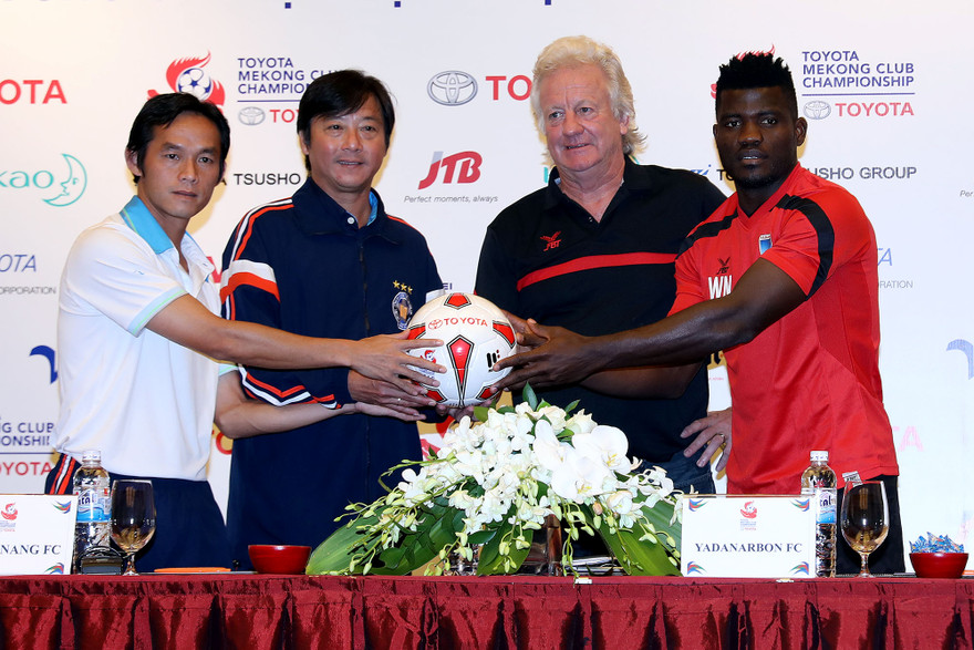 HLV Lê Huỳnh Đức tự tin SHB Đà Nẵng sẽ chơi tốt trước Yadarnabon.