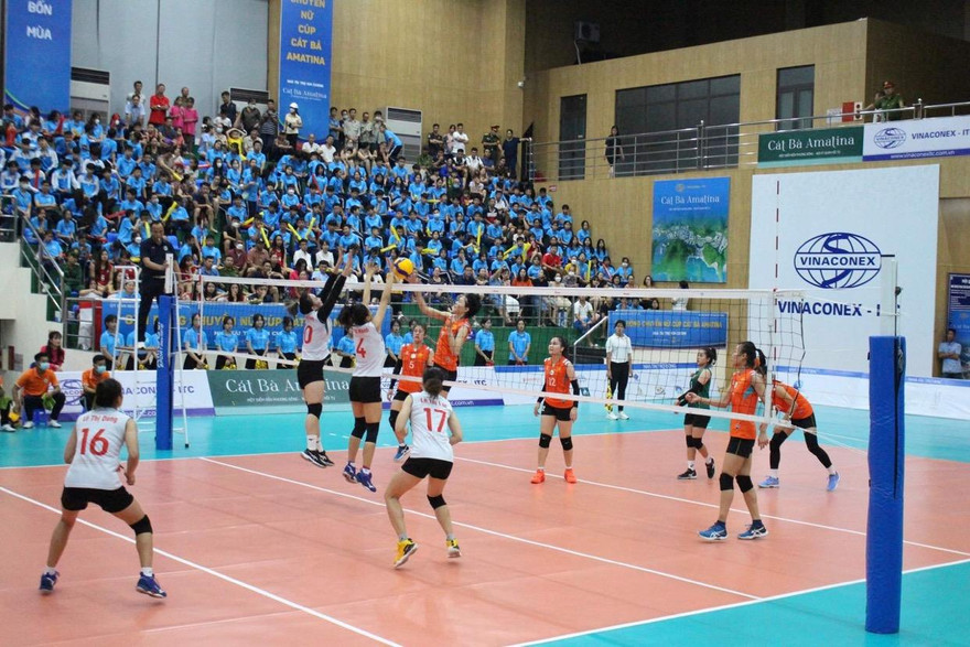 Hoá Chất Đức Giang và Than Quảng Ninh sẽ tái đấu ở trận Chung kết cúp Bóng chuyền Cát Bà 2022. 