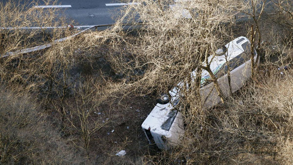 Hiện trường tai nạn xe bus