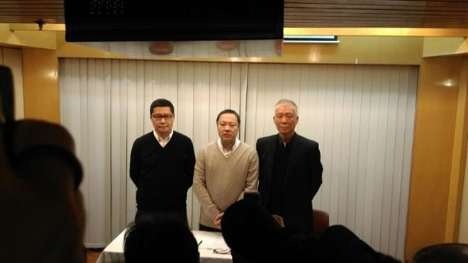 Ba lãnh đạo phong trào chiếm trung tâm tuyên bố đầu hàng