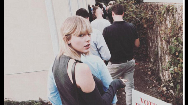"Nữ hoàng nhạc đồng quê" Taylor Swift chia sẻ ảnh xếp hàng bầu cử hôm 8/11