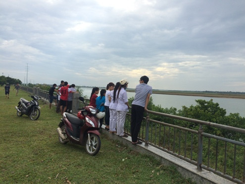 Ảnh hiện trường tìm kiếm