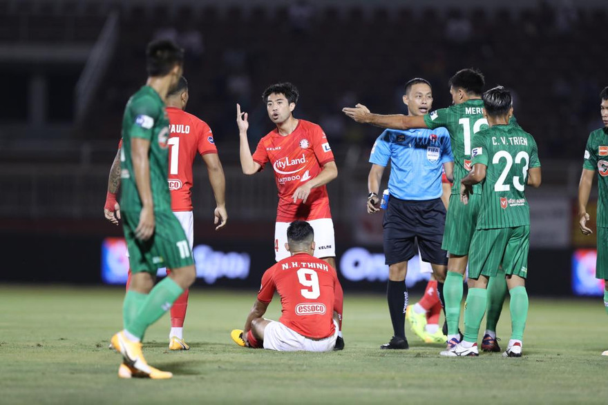 Lee Nguyễn có bàn thắng đầu tiên trong màu áo Tp Hồ Chí Minh ở mùa giải năm nay. (ảnh Viên Viên)