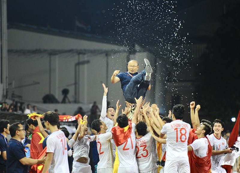 HLV Park Hang Seo cùng U22 Việt Nam đoạt HCV SEA Games 30 môn bóng đá nam sau 60 năm chờ đợi.