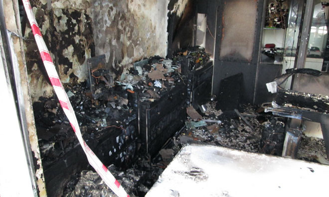 Tiệm kính ở trung tâm Cần Thơ 'bốc hỏa' trong đêm