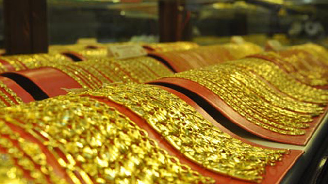 Giá vàng 'rủ nhau' tăng mạnh 