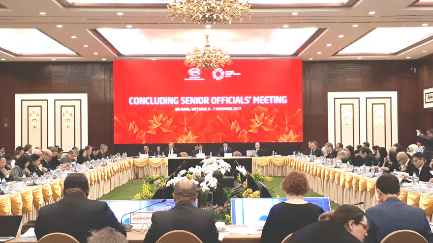 Hội nghị tổng kết quan chức cao cấp (CSOM), do Thứ trưởng thường trực Bộ Ngoại giao Việt Nam Bùi Thanh Sơn, Chủ tịch SOM APEC Việt Nam, chủ trì chính thức khai mạc, mở màn cho Tuần lễ cấp cao APEC. 