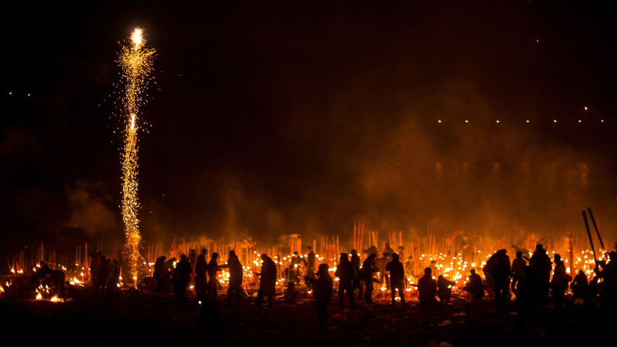 Nhiều nơi ở Trung Quốc đón Tết trong khói bụi ô nhiễm